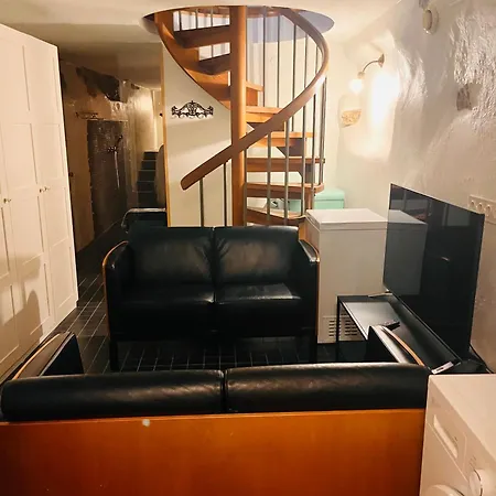 Casa de Férias Tallinnhousing Luxury House With Sauna And Small Pool Old Town Talin